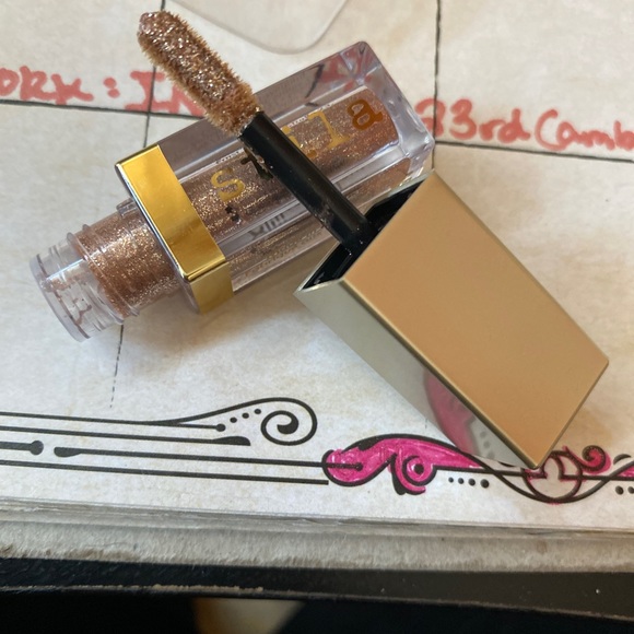 STILA kitten set, eyeshadow, liquid eyeshadow, and lipgloss - Picture 3 of 6